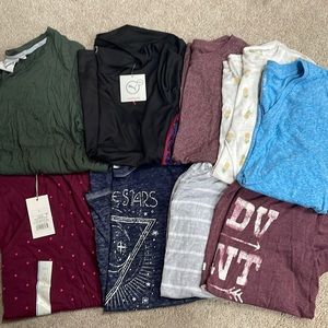 Short Sleeve Shirt Lot- large